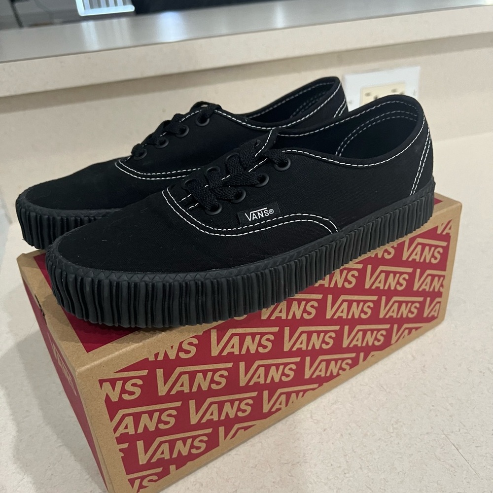 Vans authentic creeper canvas shoes. Black with white stitching. Size 6